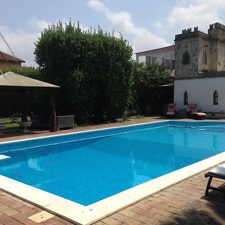 Villa Guelfi كاشينا المظهر الخارجي الصورة